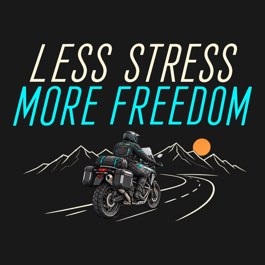 LESS STRESS MORE FREEDOM - кремав и тюркоазен надпис, моторист и фини планински линии на тъмен фон за визуализация