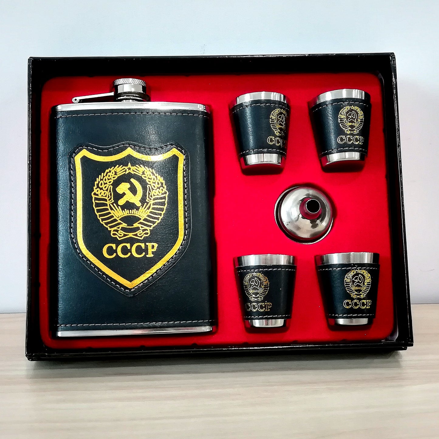 Подаръчен Комплект СССР с Манерка - Откачен.Бе