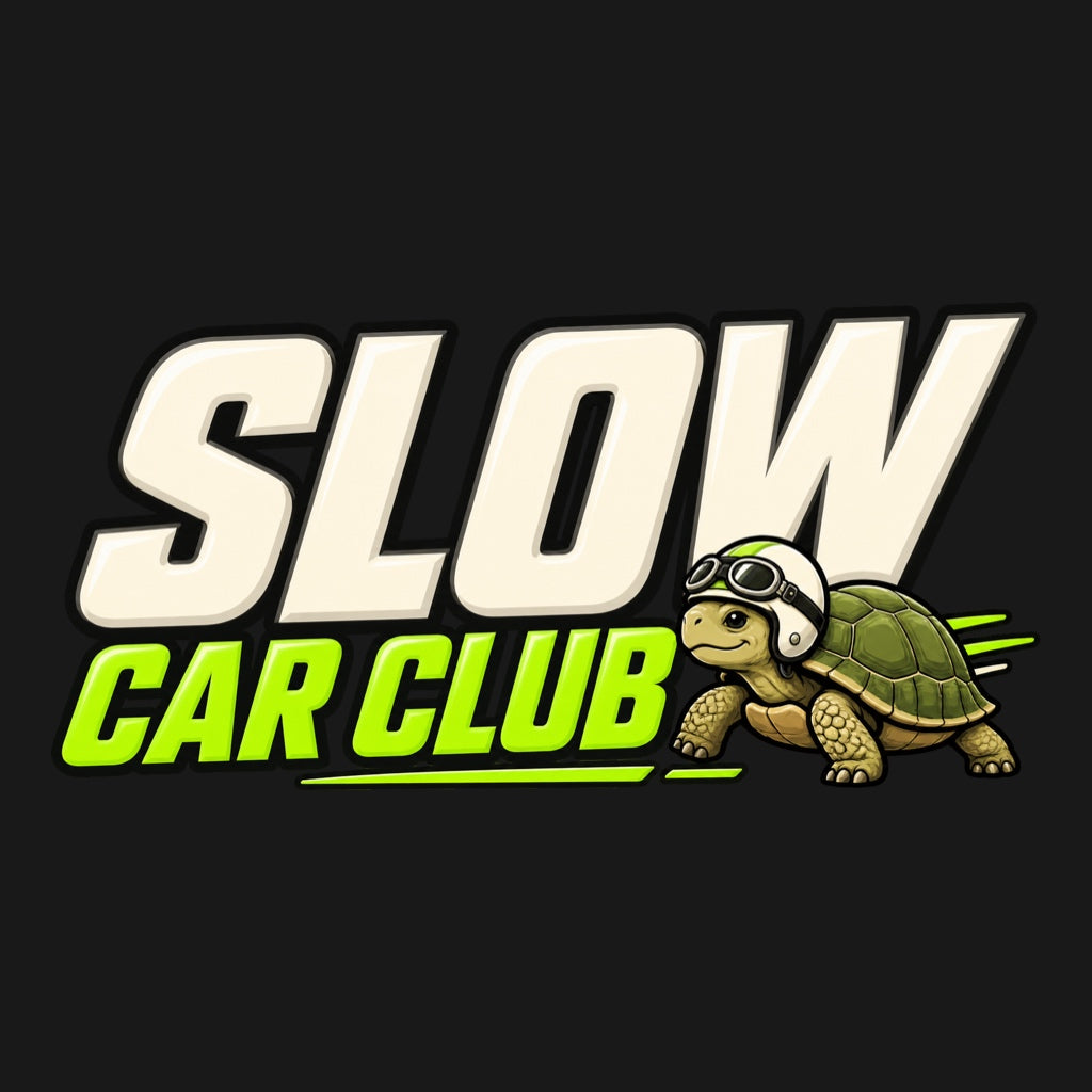 SLOW CAR CLUB - кремаво-лаймзелен надпис и костенурка с ретро каска и очила